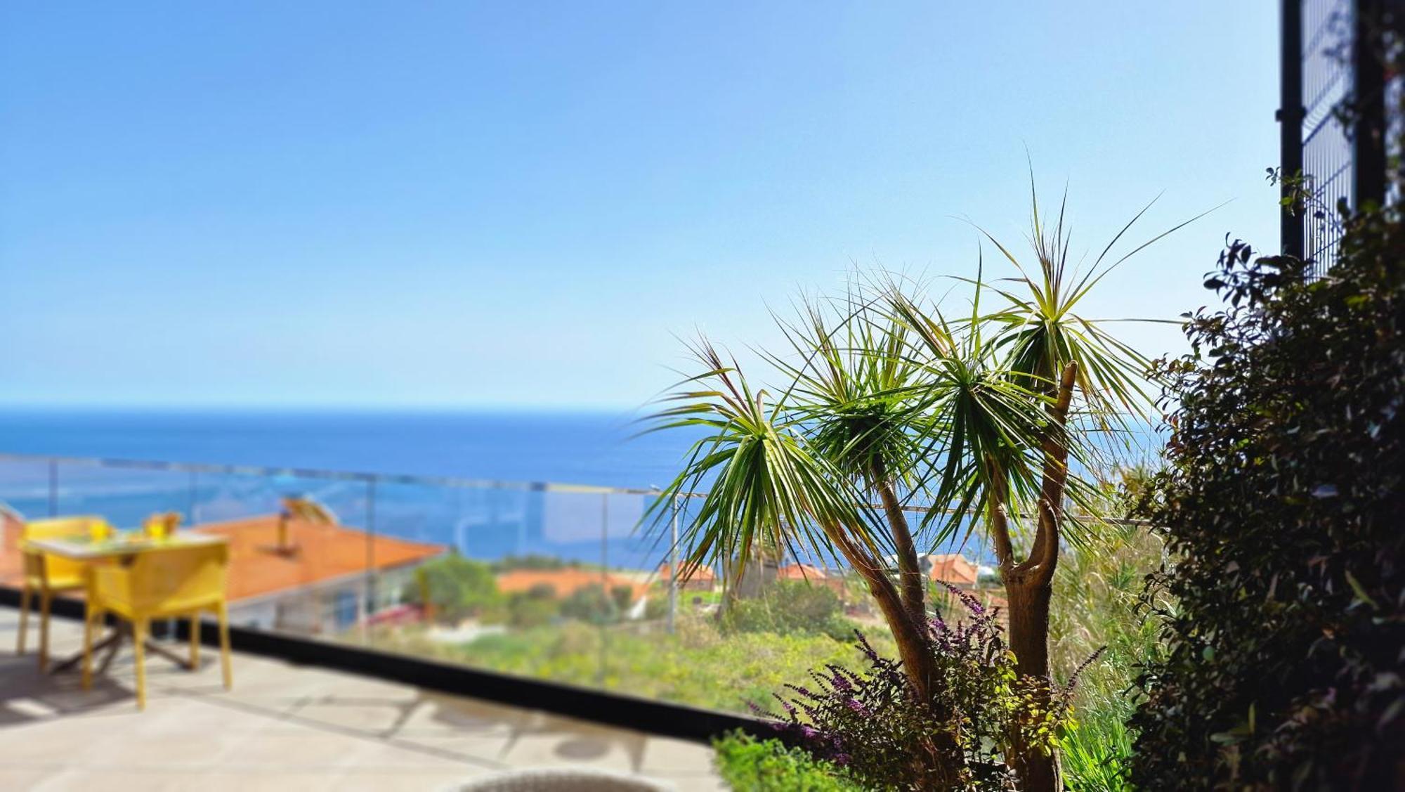 Eden Sun - A Modern Luxury Villa With A Panoramic View Празерес Екстериор снимка