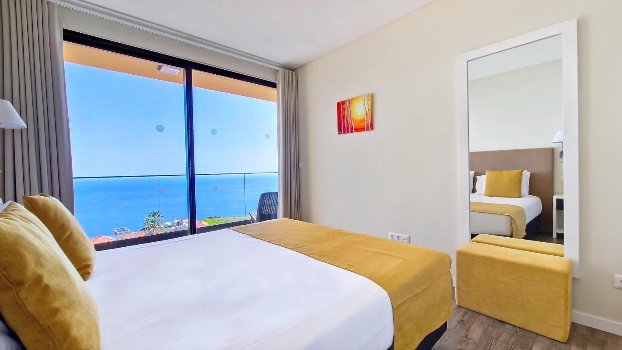 Eden Sun - A Modern Luxury Villa With A Panoramic View Празерес Екстериор снимка