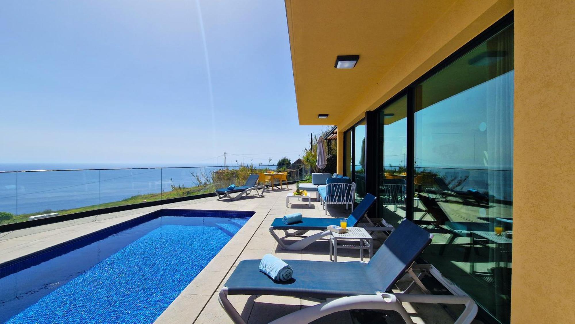 Eden Sun - A Modern Luxury Villa With A Panoramic View Празерес Екстериор снимка